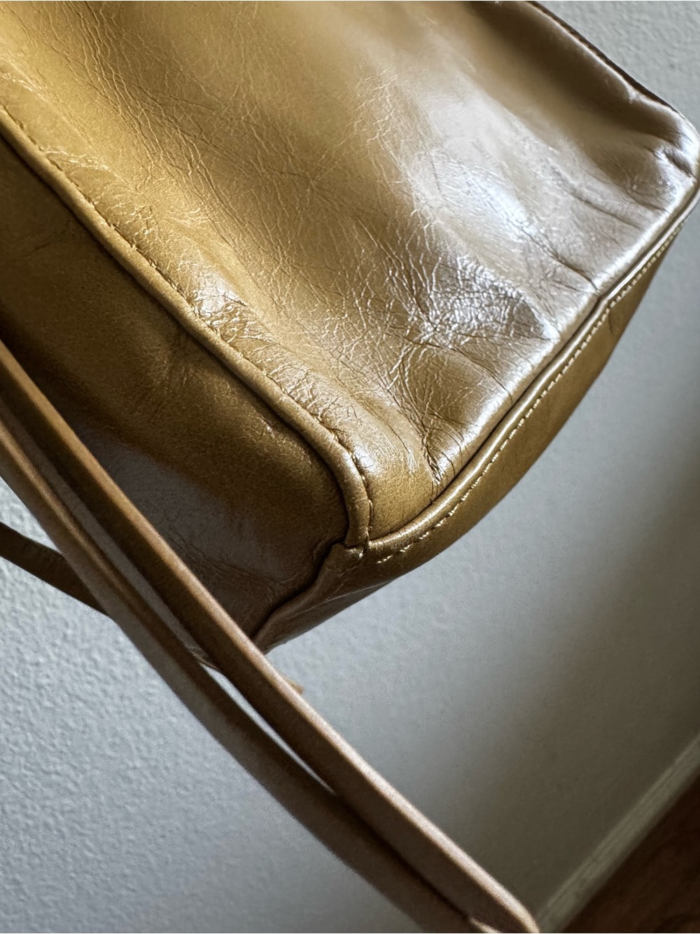 HOBO Evella Mustard Yellow Leather Crossbody Bag - Picture 4 of 13